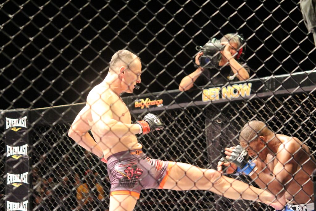 Fight 2 - 2 MMA EFC Africa 18