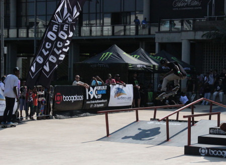 Khule showing his skateboarding style and taking the win