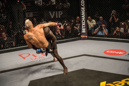 Chaz Wasserman vs Themba Gorimbo at EFC Africa 27