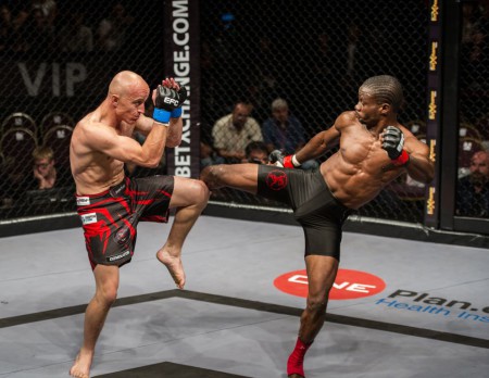 MMA action from Boney Bukaka vs Cedric Doyle