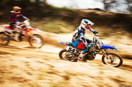 Sacha Naude leading the pack in the MX1 class at the SA Motocross Nationals