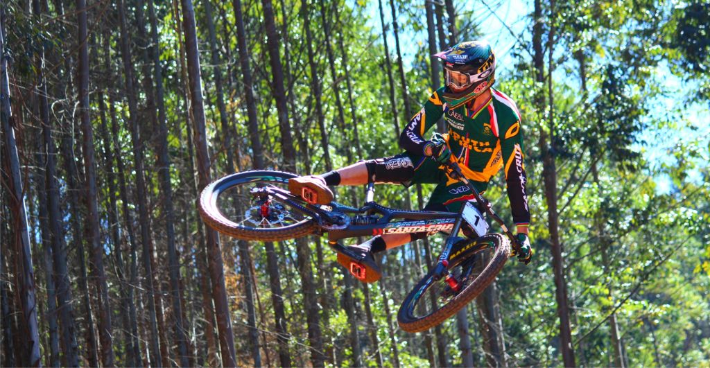 Greg Minnaar talks the 2014 Downhill MTB season