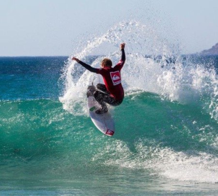 David Van Zyl surfing his way to victory at round on of the Quiksilver Takes One To Know One series