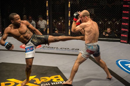 Mixed Martial Arts action in the EFC 34 Hexagon