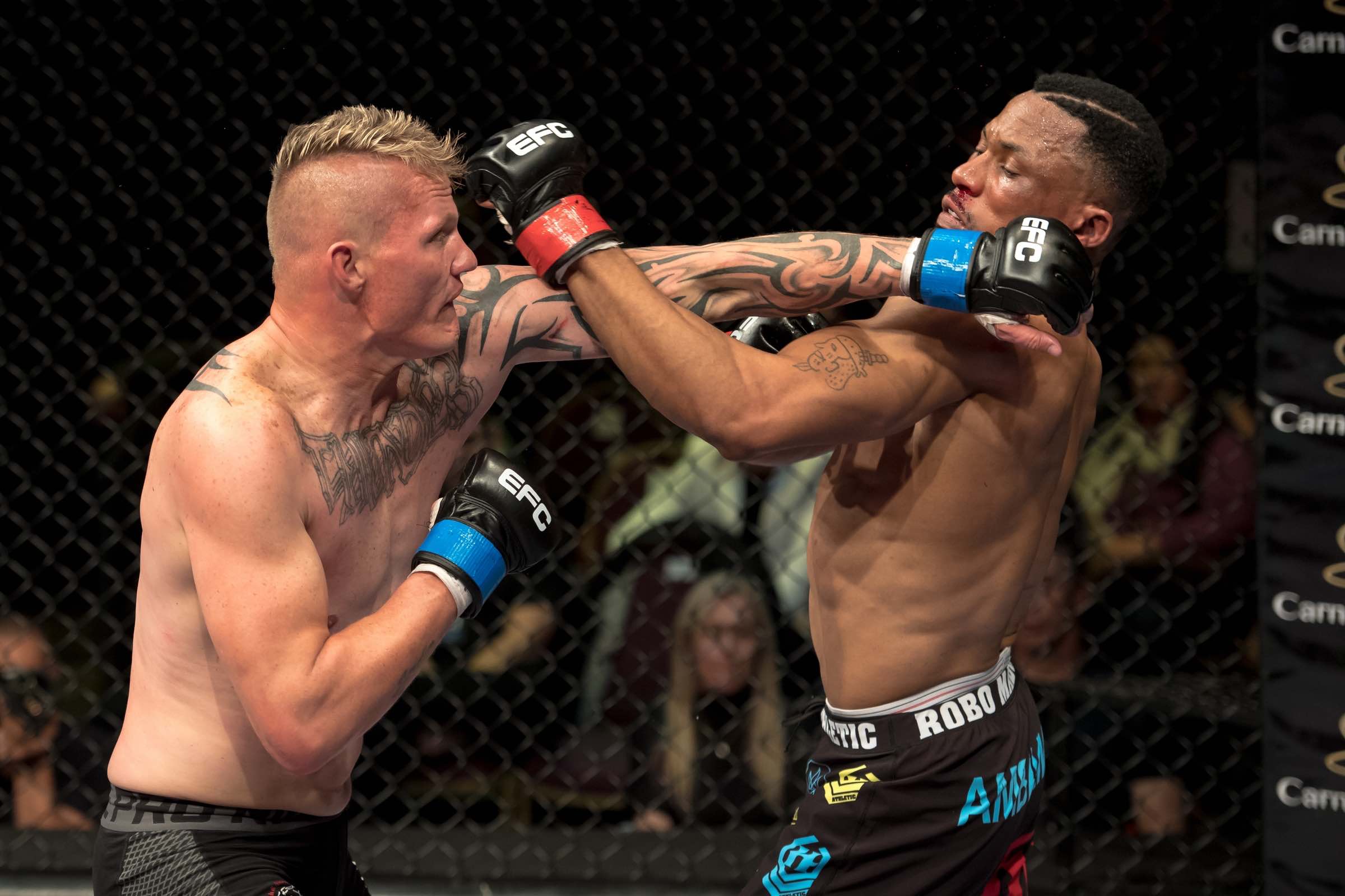 Robo Ambamba vs Pietie Coxen at EFC51