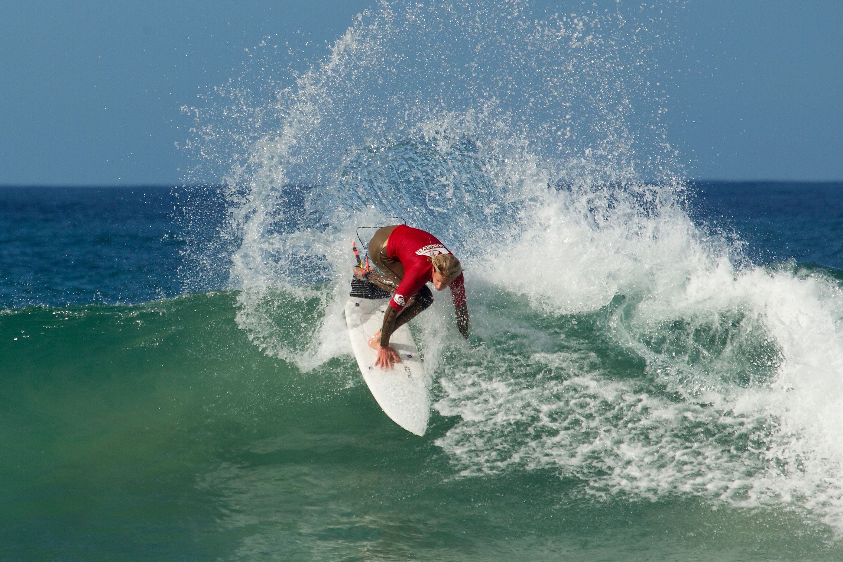 Jordy Maree surfing his way to victory at the Quiksilver Junior Pro