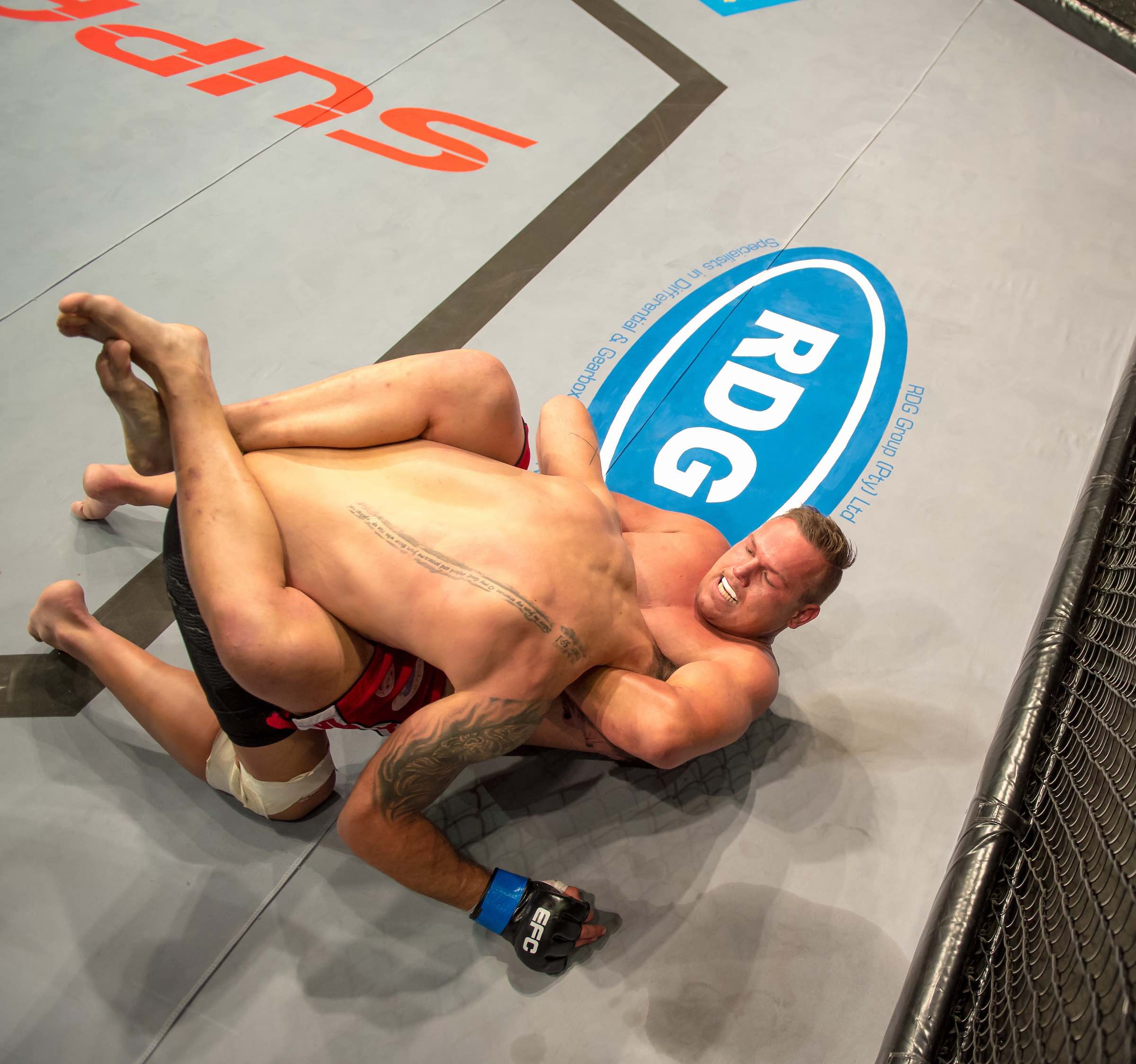 Ivan Strydom vs Wessel Mostert at EFC52