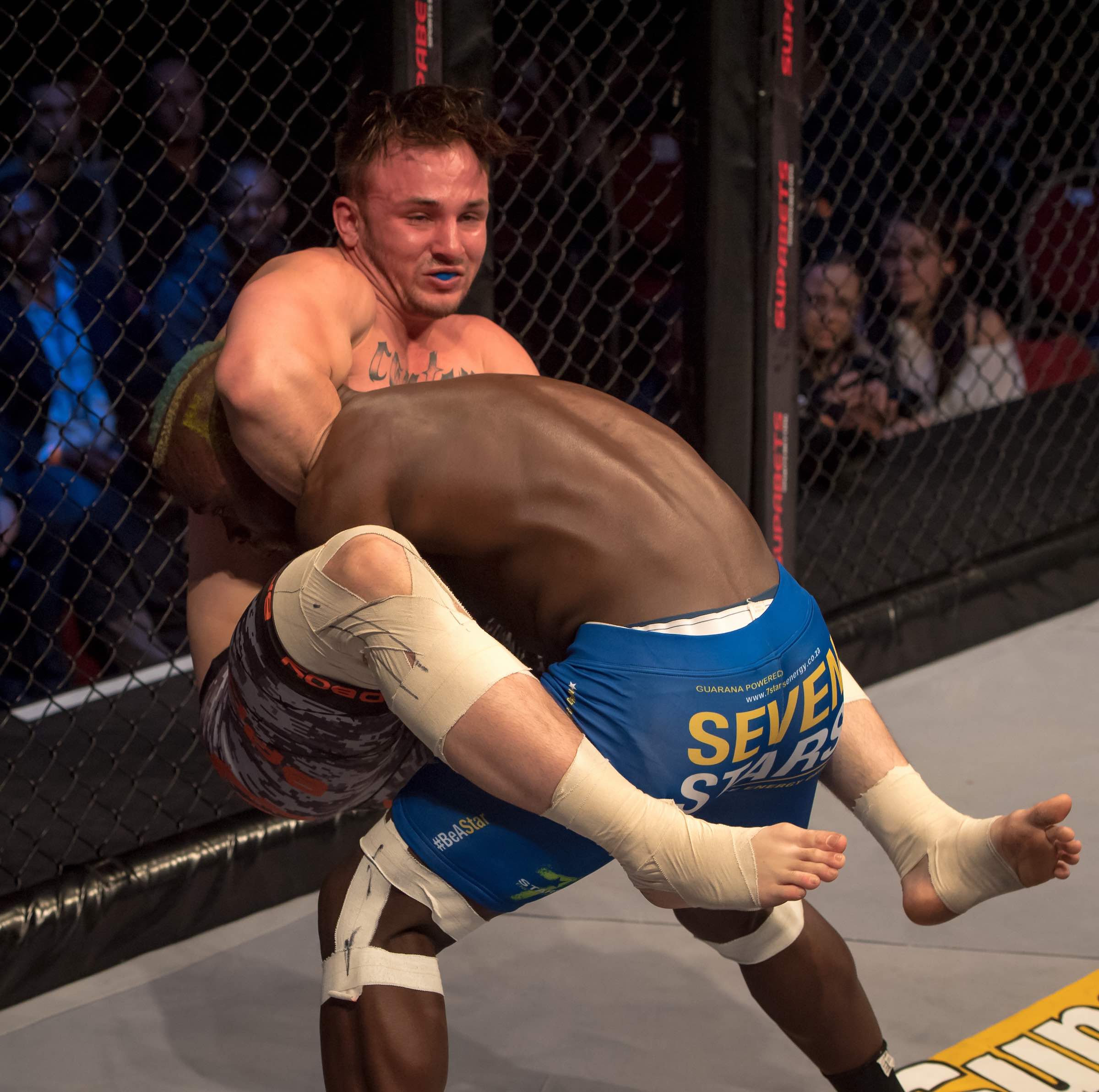 Sibusiso Mdoko vs Saxon Delafield