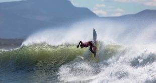 Joshe Faulkner surfing to victory in the qualifying rounds at the 2016 Billabong SA Junior Champs