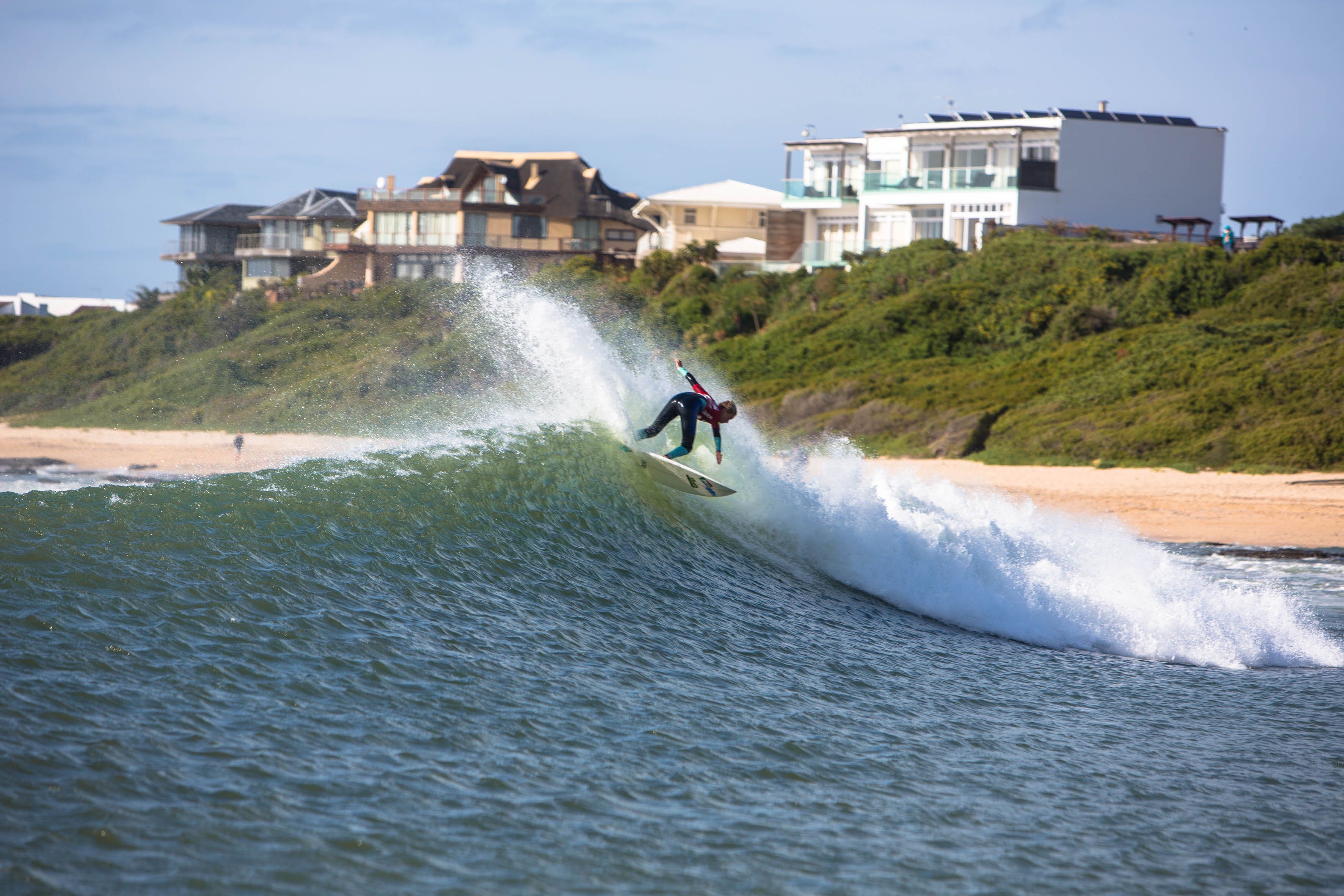 Wrap up from day 2 of surfing at the 2016 Billabong SA Junior Champs