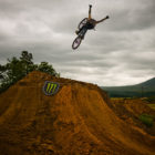 Nick Clarke winning the MTB Dirt contest at Dawn of the Dirt 2016