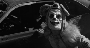 Seether have released their hugely anticipated new single, accompanied by an awesome music video. Watch Let You Down here.