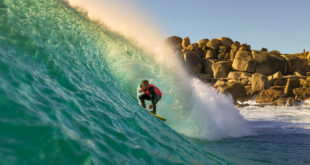 The Rolling Retro surfing contest brought with it perfect weather, good waves and retro vibes. Have a look at what went down in the official video:
