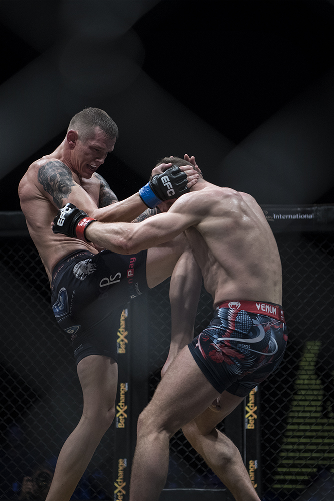Martin van Staden claims the EFC Lightweight Title