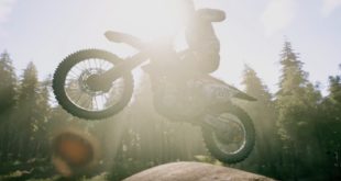 MXGP PRO sees the return of the Compound. Designed as an even-larger training area with two huge MX and SX tracks, and an open area for players hone their skills.