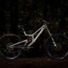 The most successful Downhill MTB bike of all time, the Santa Cruz V10, in now available in 27.5 and 29-inch.