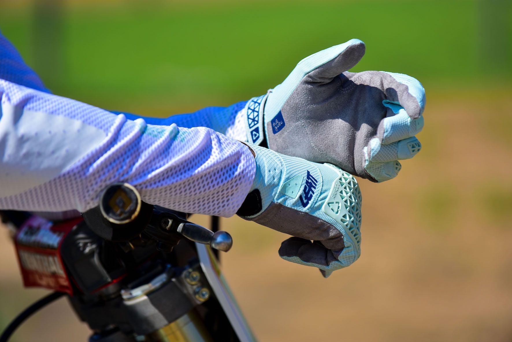 2021 Leatt Moto 4.5 Lite Gloves