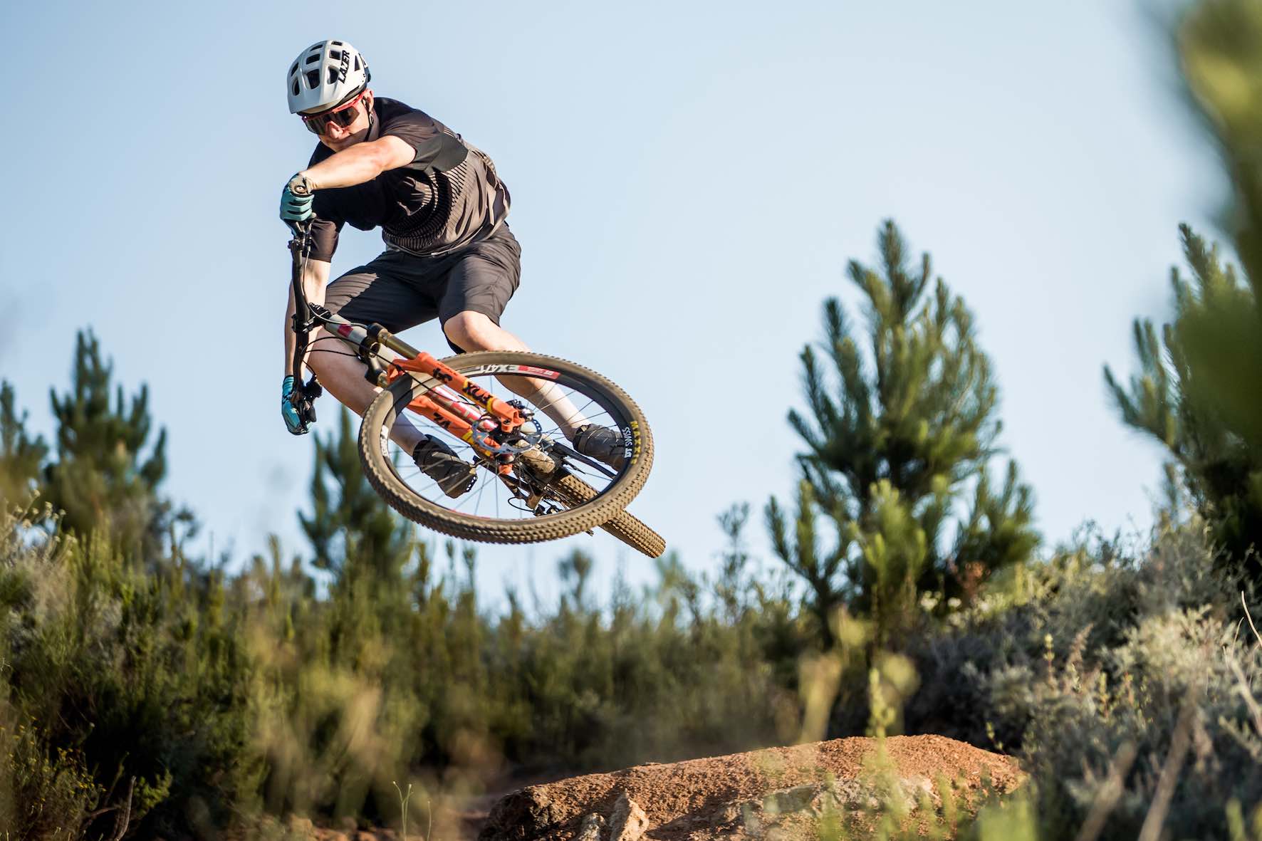 2020 Downhill MTB World Cup Champion, Matt Walker, training in South Africa.