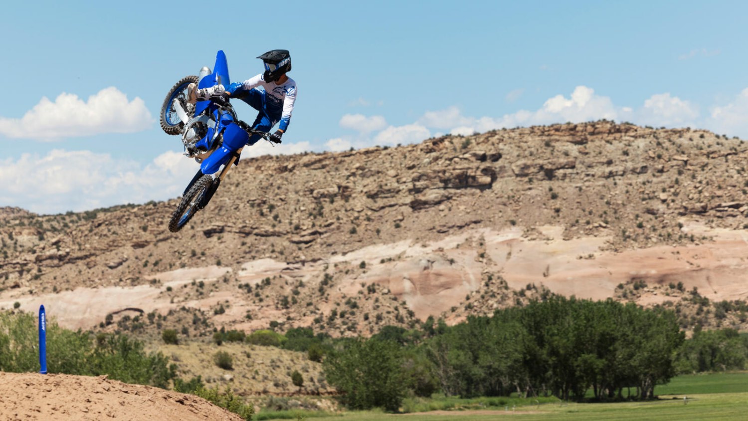 The all-new 2023 Yamaha YZ450F motocross bike