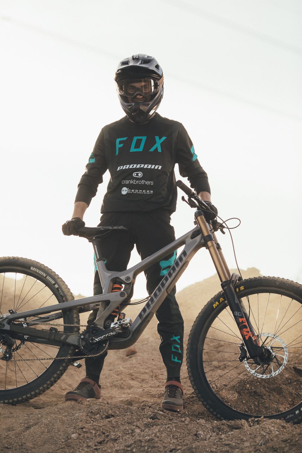 Interview with Downhill MTB rider Ross Kew
