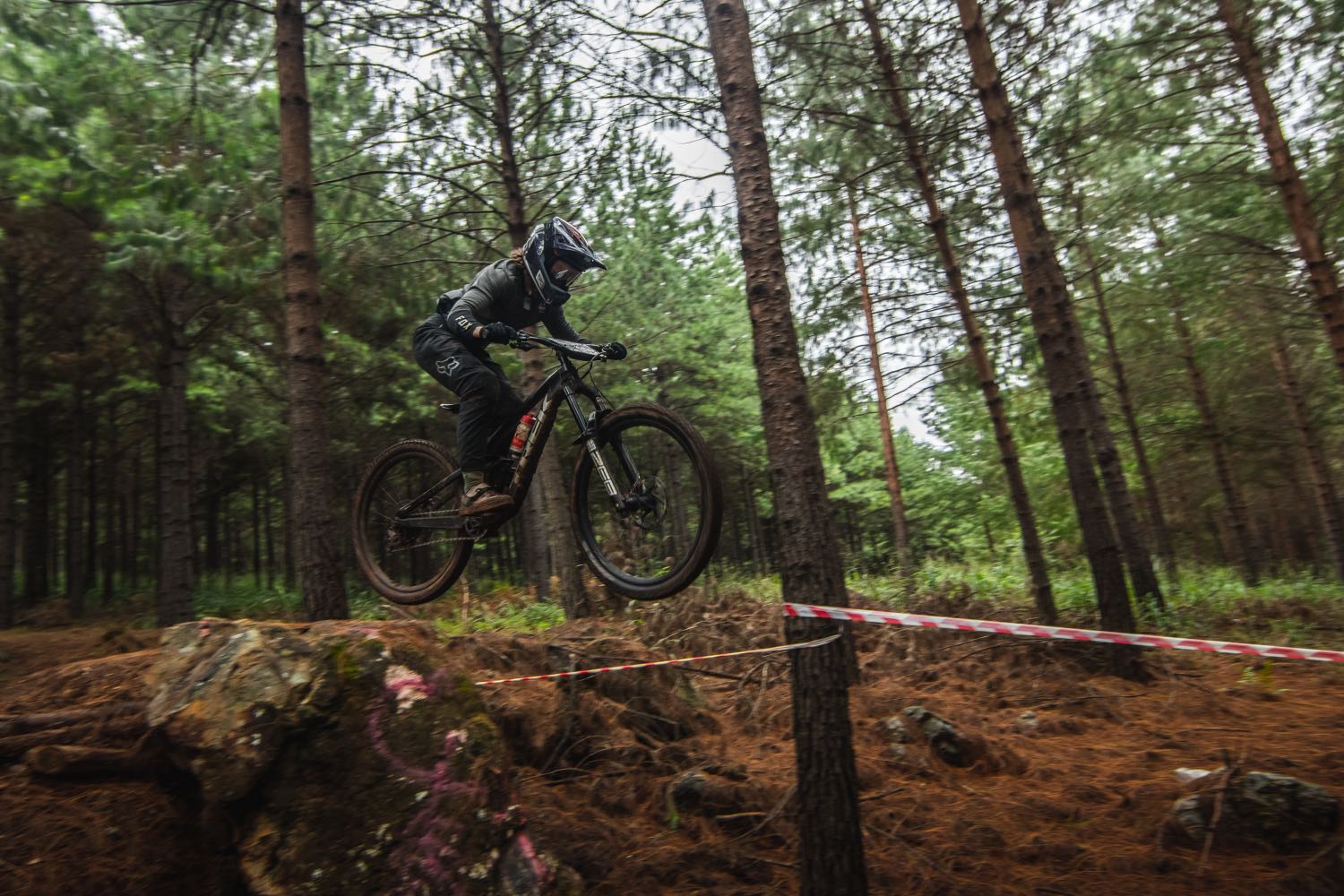 Frankie du Toit wins the 2023 South African Downhill Mountain Bike Championships