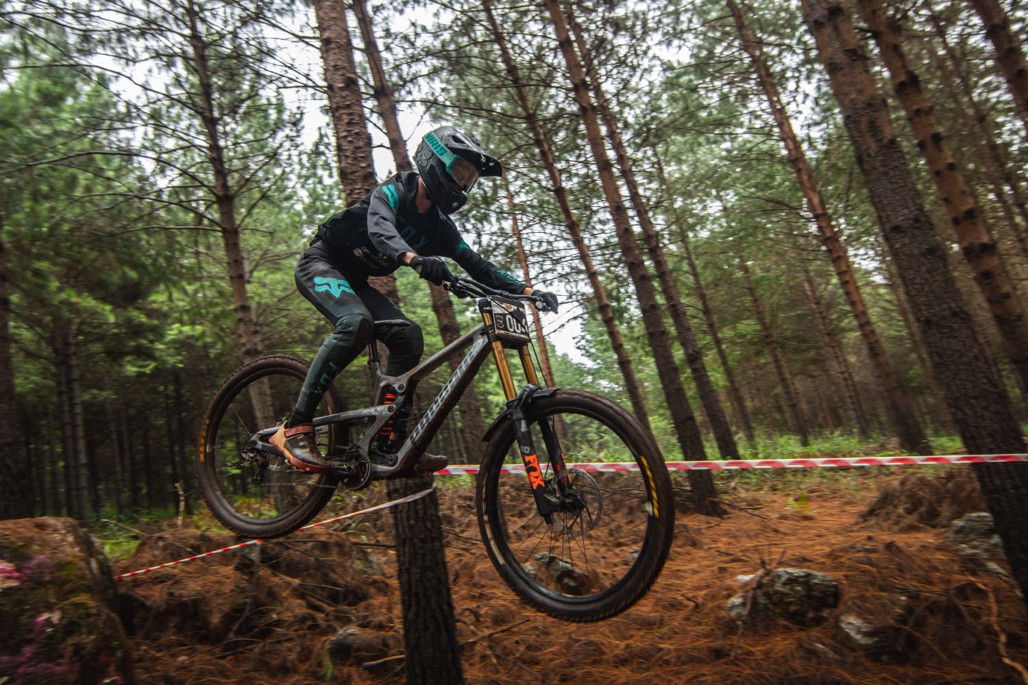 Ross Kew wins the 2023 South African Downhill Mountain Bike Championships