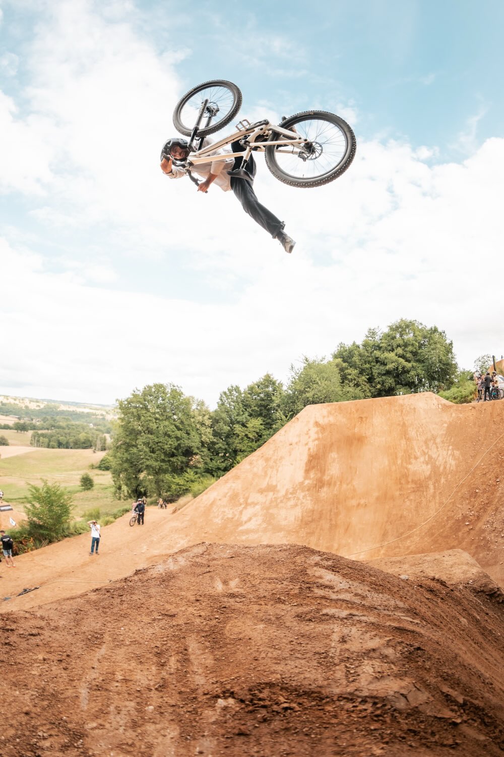 Louis Reboul riding Slopestyle MTB at Stop 3 of the 2025 Backyard Battle - Couderc Edition